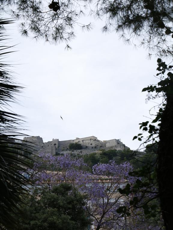Piazza Alario Apartman Salerno Kültér fotó