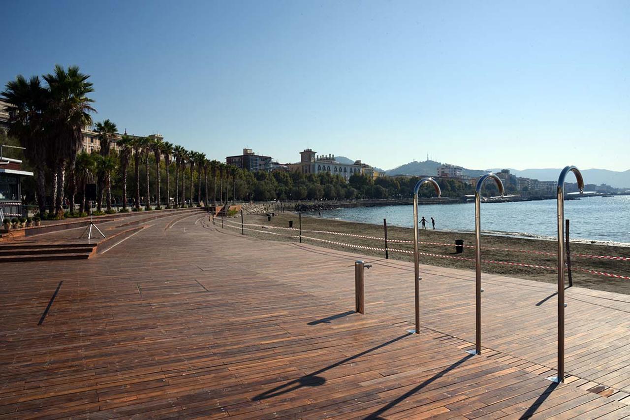 Piazza Alario Apartman Salerno Kültér fotó